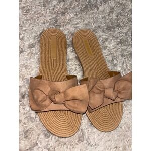 Bamboo women's 10‎ sandals guc preowned